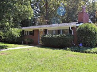 2909 Emerson Rd, Greensboro, NC 27405