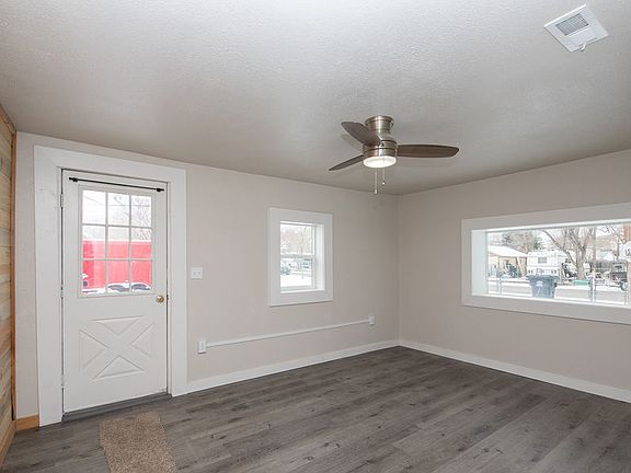 5th image of 409 S 5th East St