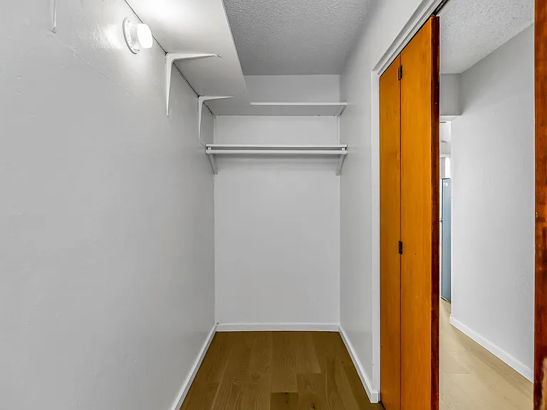 642 Alvarado — Photo 6