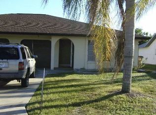 534 SE 4th Ter APT B, Cape Coral, FL 33990