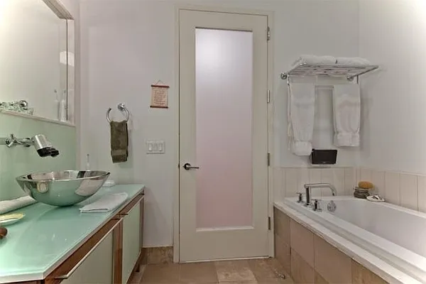 Rented by Owner | media 54