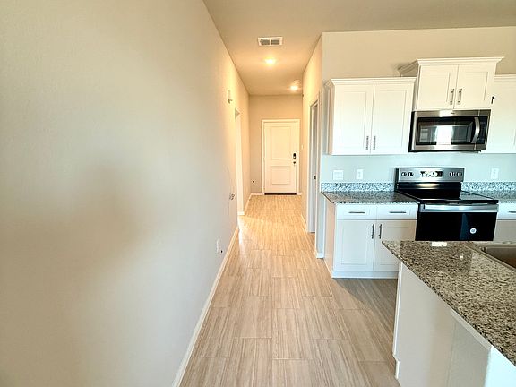 4th image of 1353 Dillard Creek Dr