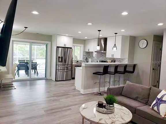 2nd image of 1385 HARMONY DRIVE