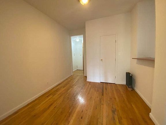 4th image of 316 E 49th St APT 5B