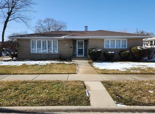 8048 Austin Ave, Burbank, IL