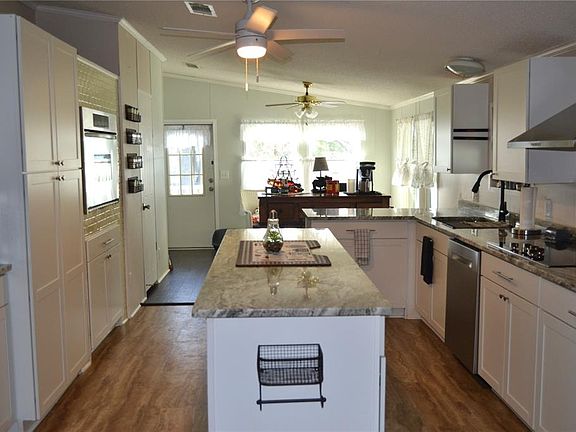 3rd image of 10020 Hamp Dr