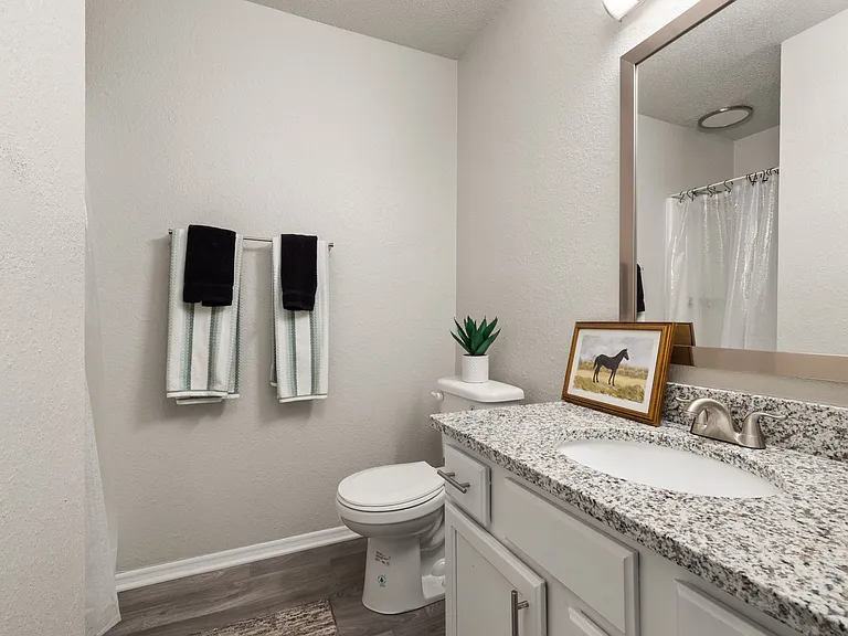 North Oaks Landing — Photo 32