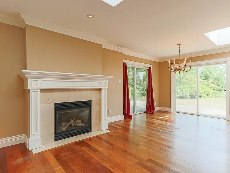 545 Thetford Pl — Photo 14