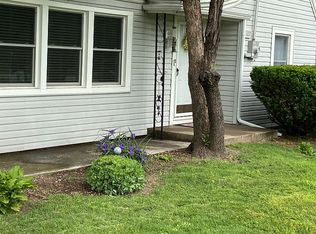 1109 N Cedarbrook Ave, Springfield, MO 65802