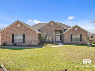 10238 Grove Dr, Fairhope, AL 36532