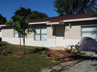 7811 SW 9th St, North Lauderdale, FL 33068