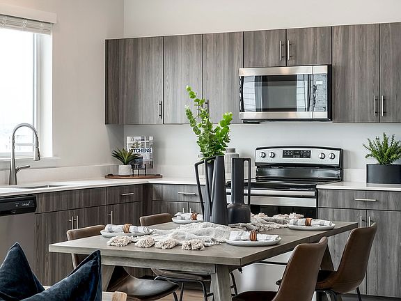 Timberline Kitchen Table