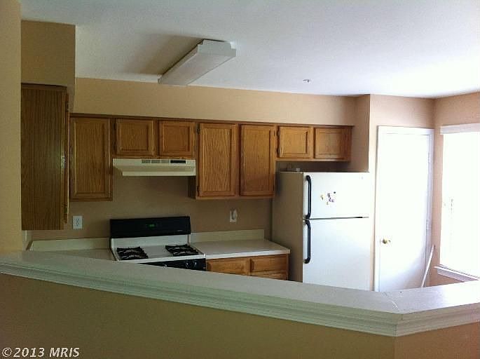 2nd image of 4825 Norfolk Ct