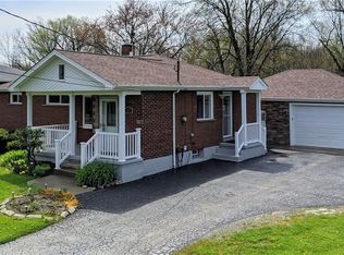 786 Upper Mountain Rd, Lewiston, NY 14092