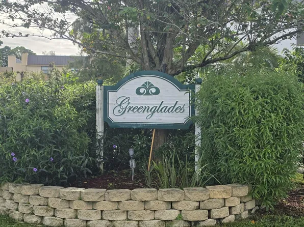 8425 Forest Hills Drive #205, Coral Springs, FL 33065