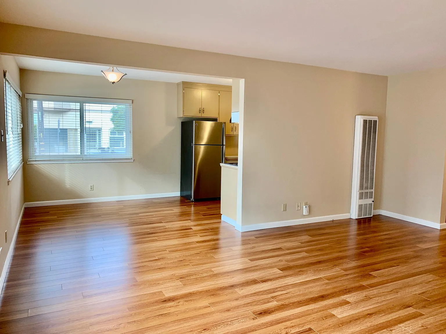 1 bed, 700 sqft, $4,400 — Photo 3