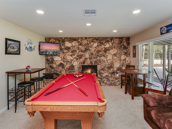 4th image of 35120 Hart Dr