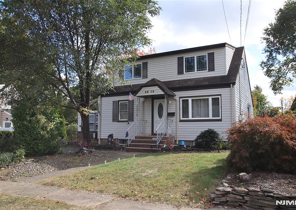1st image of 28-12 Sherman Pl
