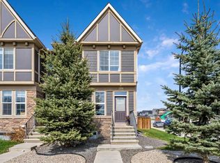 1391 W Legacy Cir SE, Calgary, AB T2X2J5