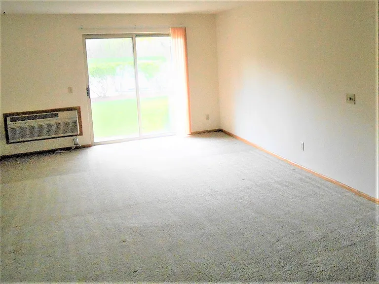2411 Tawhee Dr #110 — Photo 2