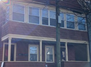 23 Cutler St #U2, Winthrop, MA 02152