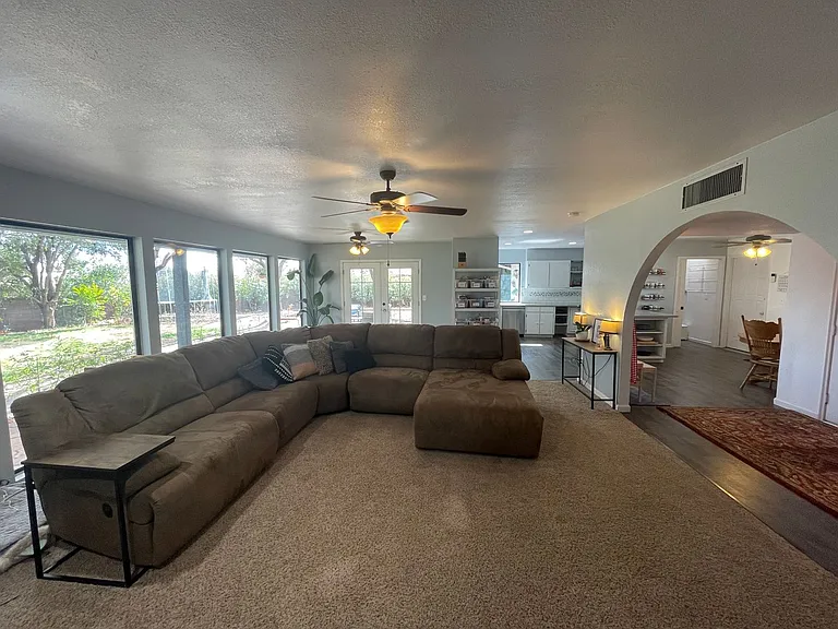 2046 Piccadilly Ln — Photo 19