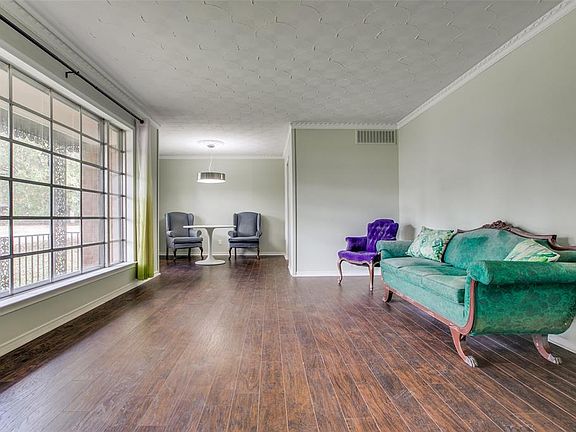 4th image of 1230 Phoebe Ln