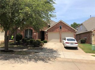951 Noble Ave, Argyle, TX 76226
