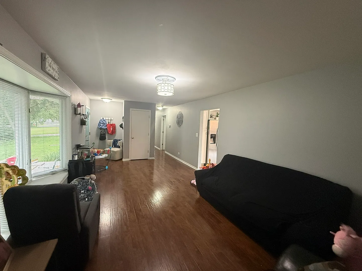 3 bed, 1150 sqft, $2,895 — Photo 3