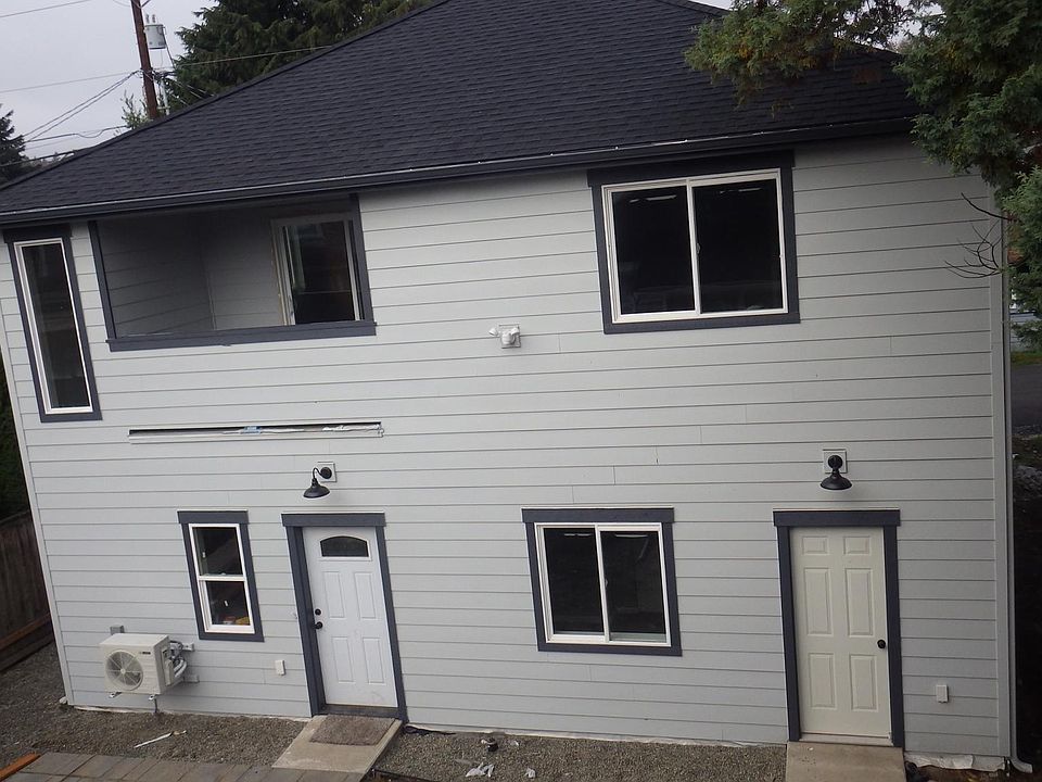1st image of 3410 B Oakes Ave SE