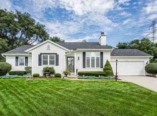 52082 Windermere Dr, Granger, IN 46530