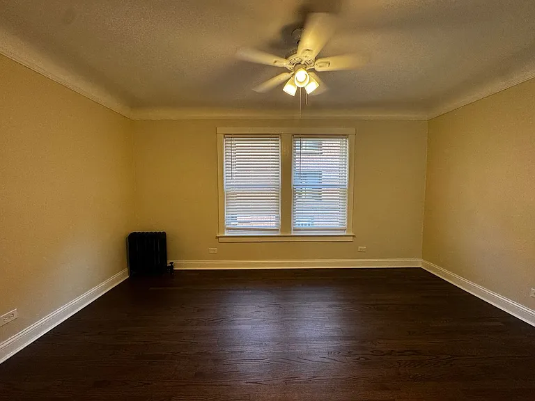 1383 W Greenleaf Ave #1S — Photo 10