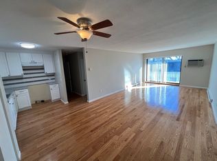 44 Maple St APT 303, Hyde Park, MA 02136