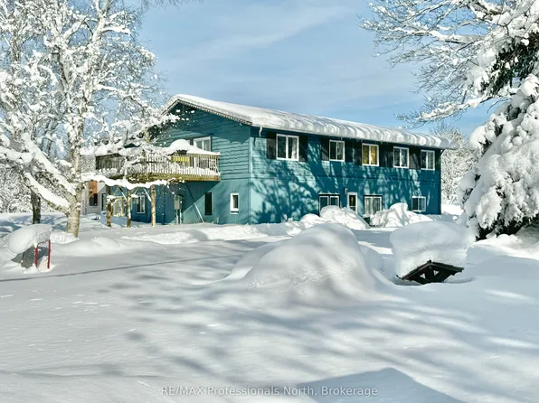 204 Mineral Springs Rd, Huntsville, ON P1H 2N5