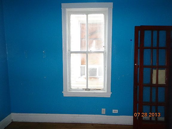 4th image of 4826 S Hermitage Ave