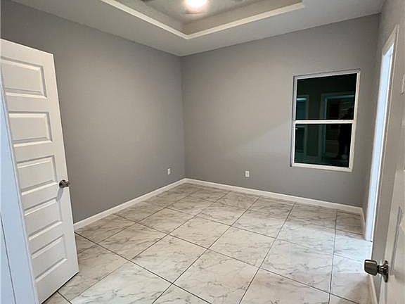 4th image of 1019 N Blair Ave #3