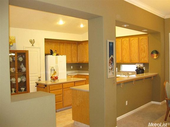 5th image of 118 Harvest Ln