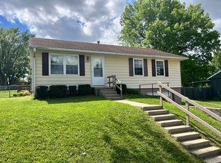 2606 Evergreen Ln, Saint Joseph, MO 64503