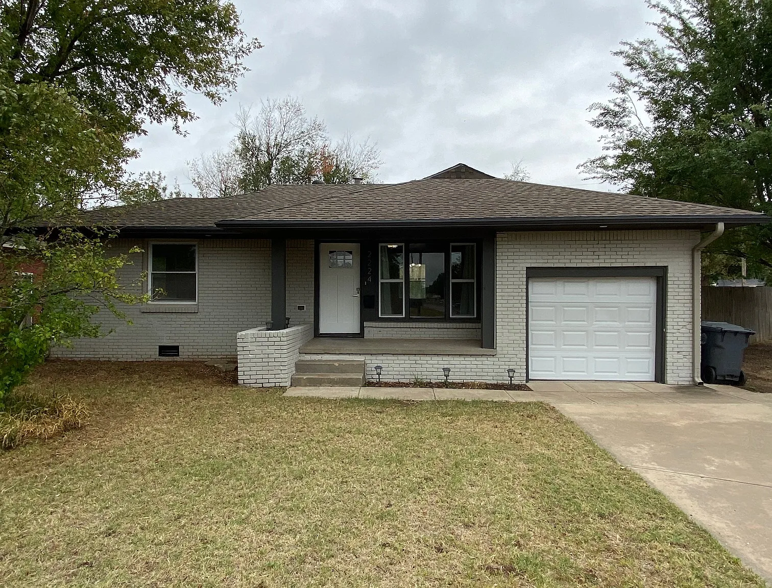 2 bed, 847 sqft, $1,175 — Photo 1