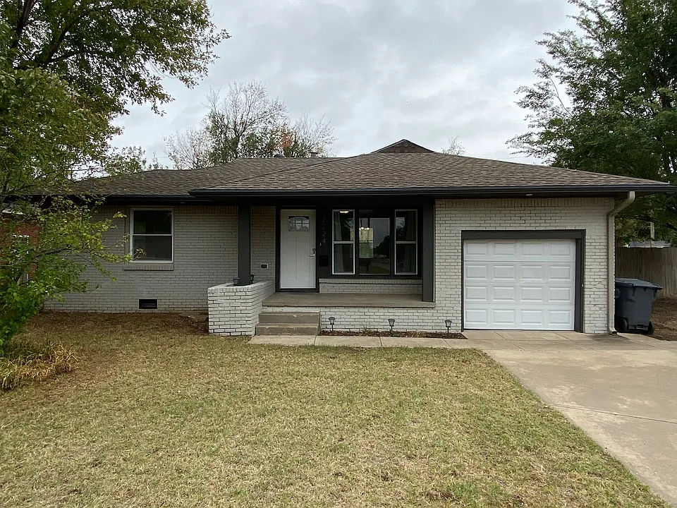 2224 W Britton Rd