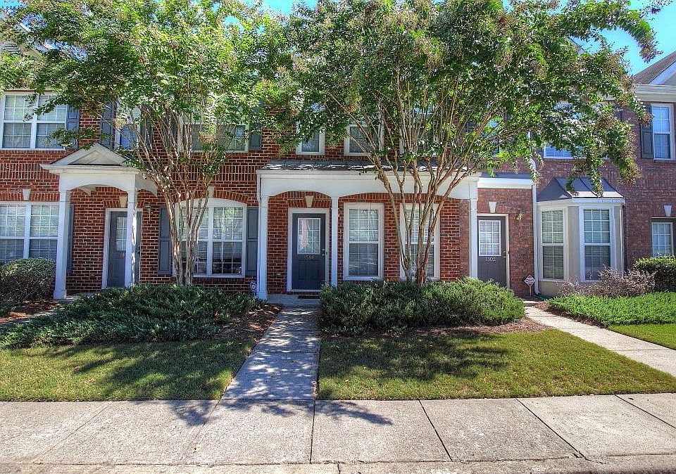 1st image of 1500 Cove Creek Cir