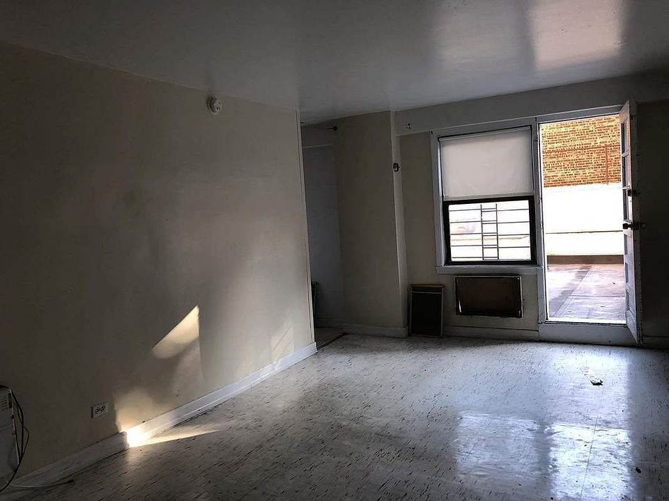 2nd image of 3555 Bruckner Blvd APT 1C