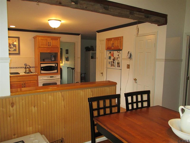 4th image of 1287 WHITESIDES Road