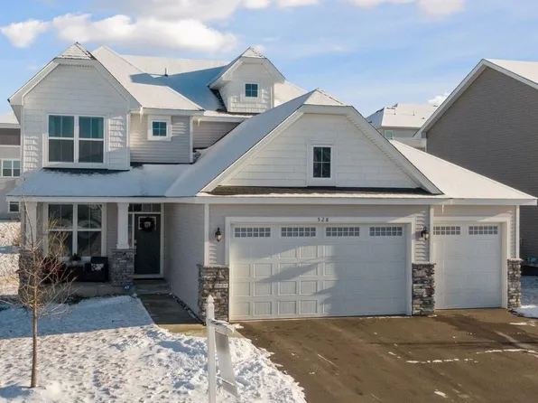 528 Waterford Pl, Waconia, MN 55387