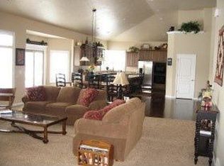 4244 W Sandalwood Dr, Cedar Hills, UT 84062