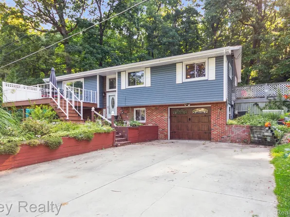 10781 Springville Hwy, Onsted, MI 49265