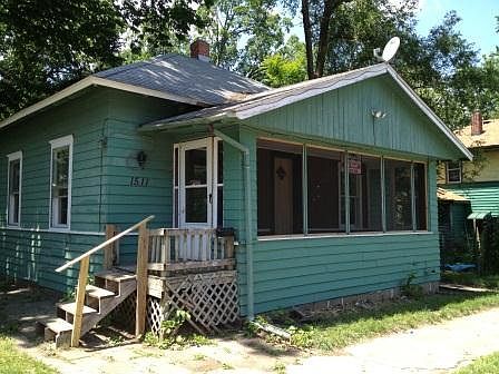 1st image of 1511 Marine St