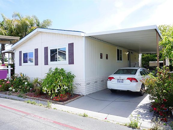 3rd image of 1225 Vienna Dr Space 395