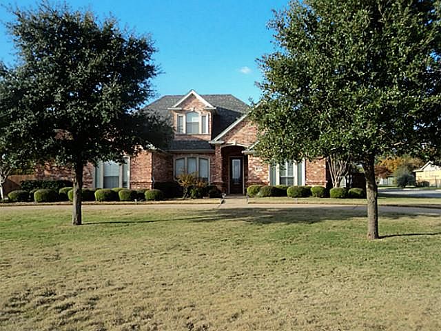 1st image of 1115 Lynnwood Dr