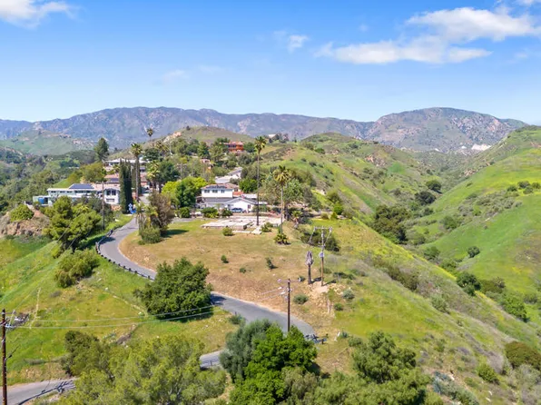 12008 E Trl, Sylmar, CA 91342